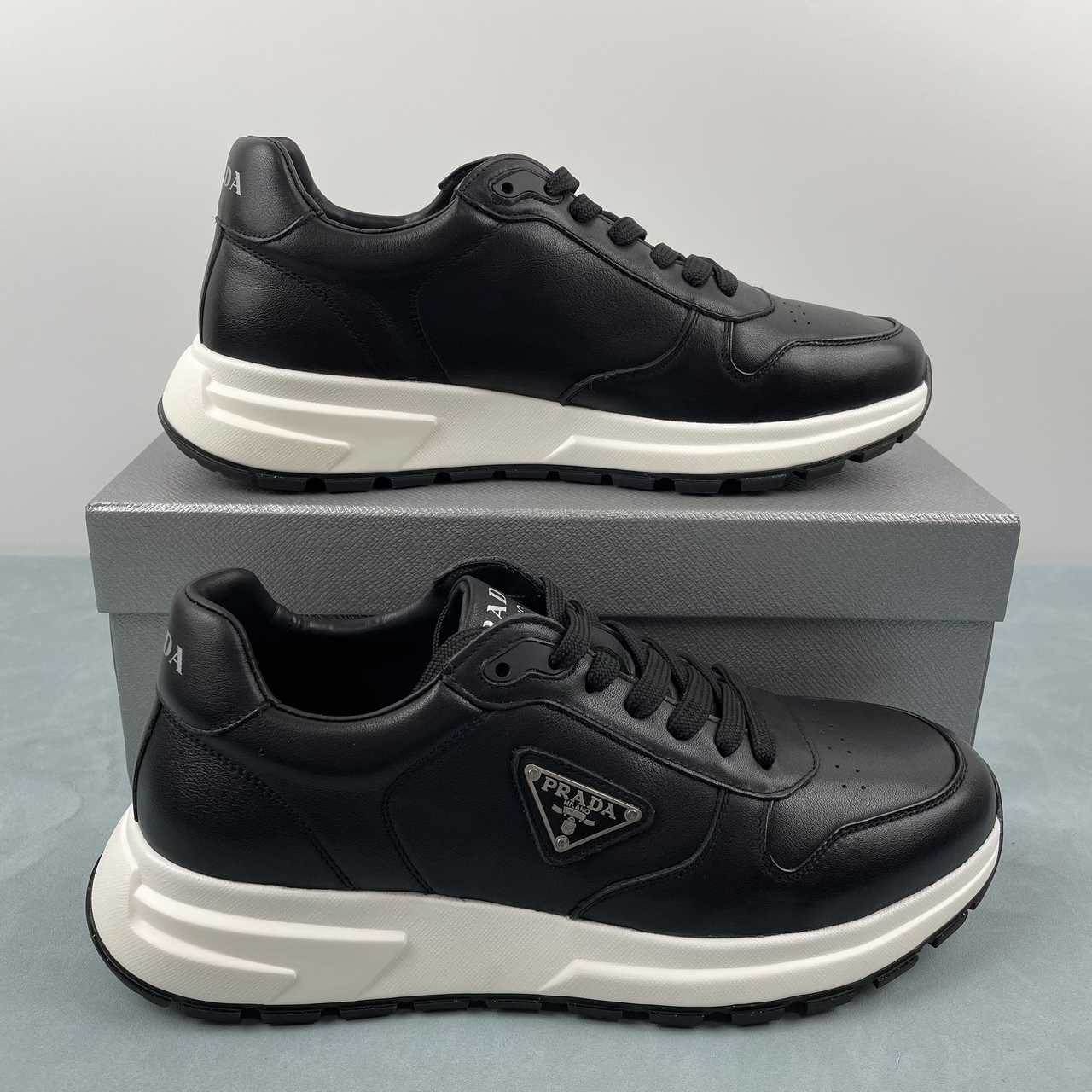 Prada sneakers Prax 01 in pelle nero