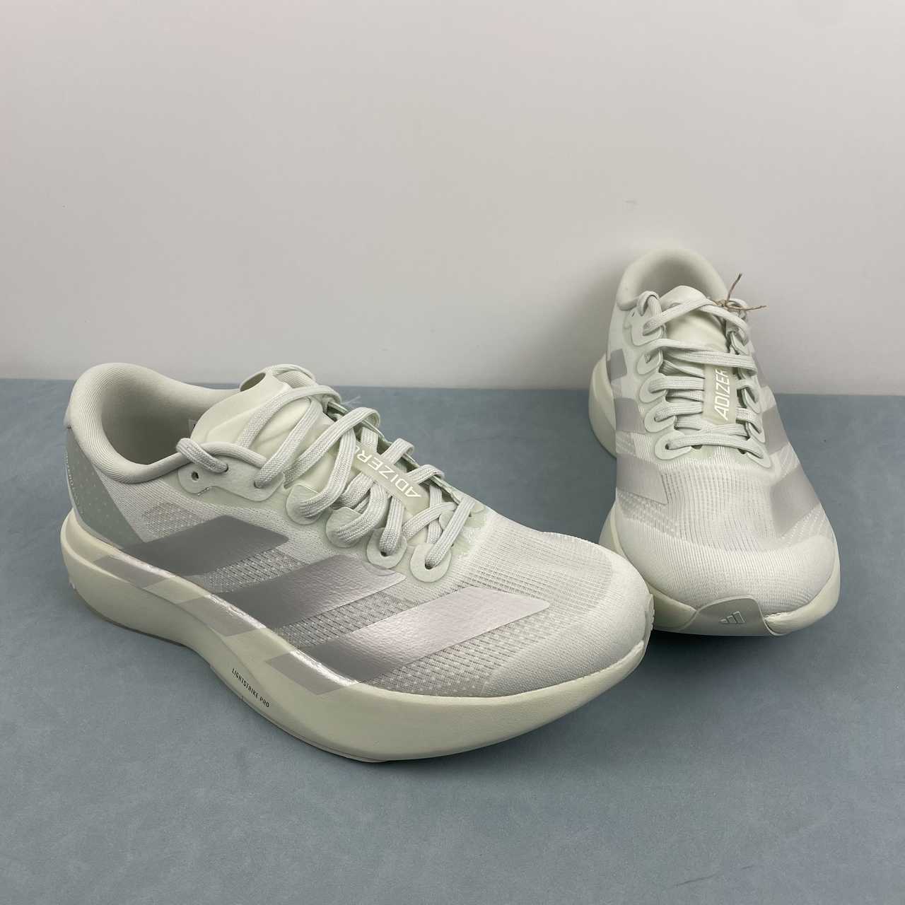 Adidas Adizero Evo SL metallic argento