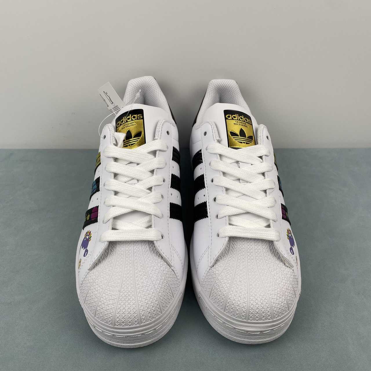 Adidas Originals Superstar bianco mod. EG4958 (destinato al mercato estero)