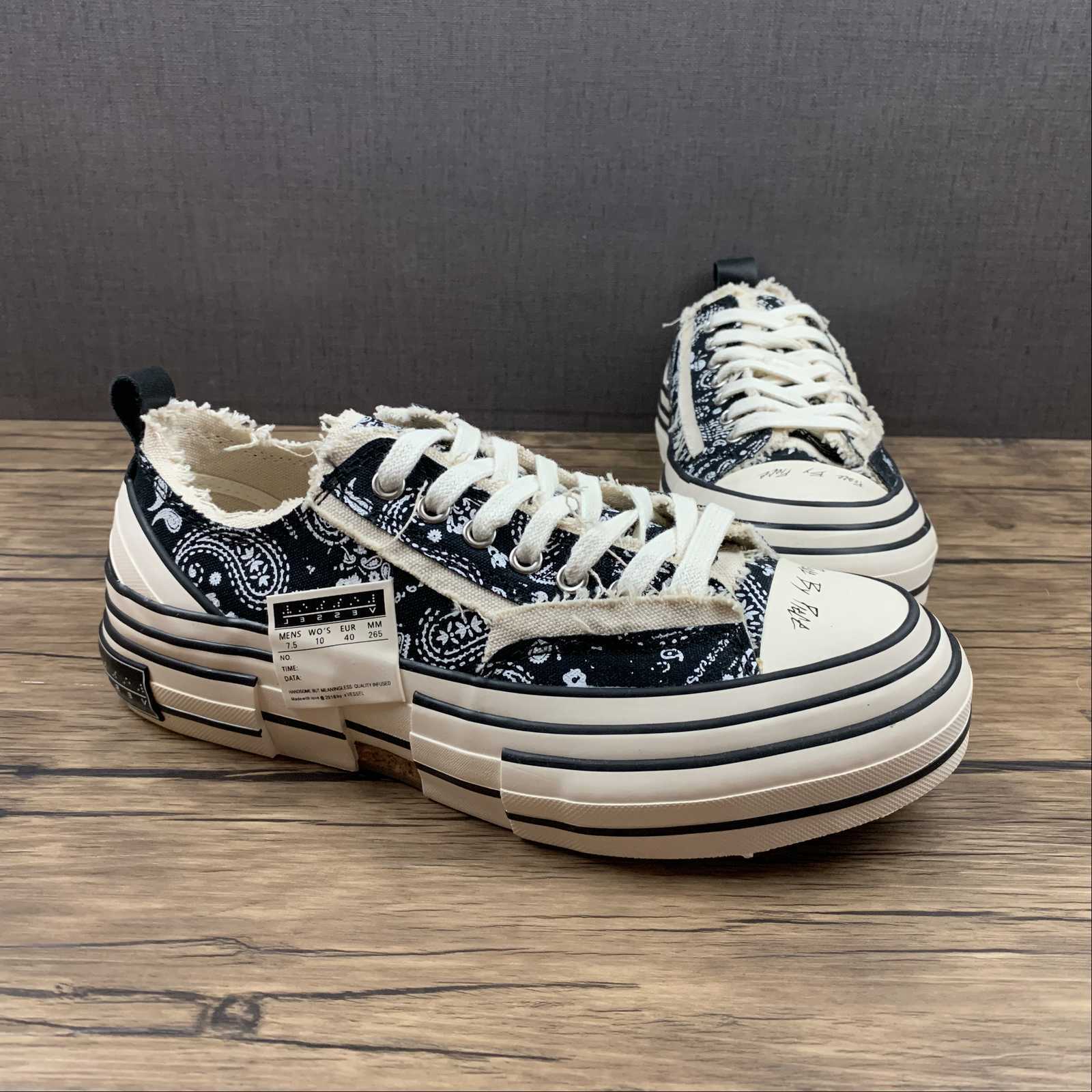 VESSEL G.O.P. Lows nero bianco