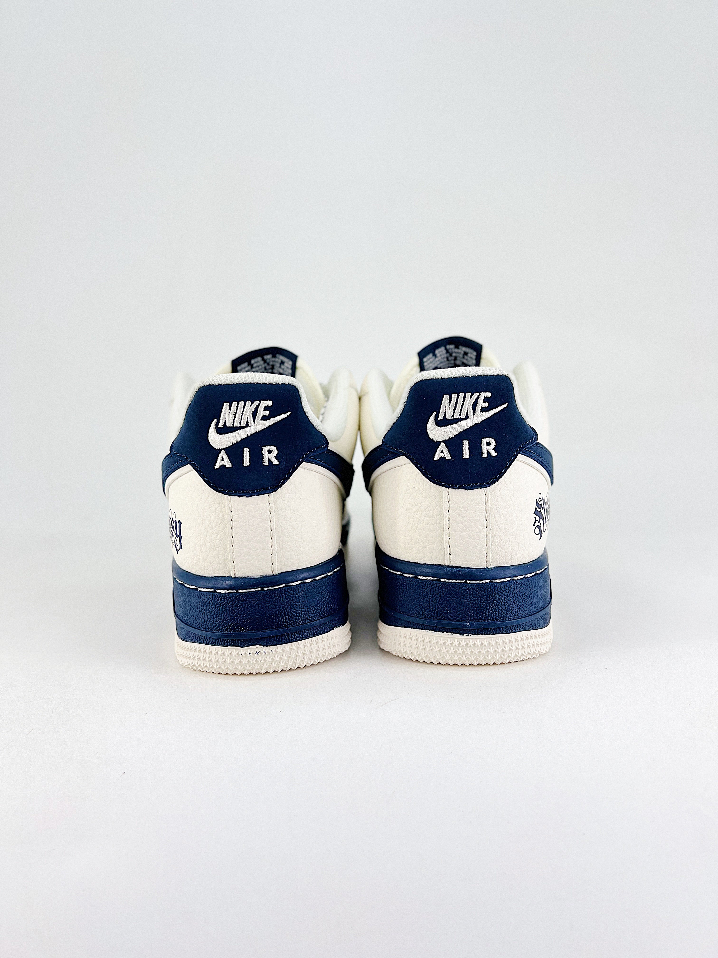 Nike Air Force 1 07 Low x Stussy white blue