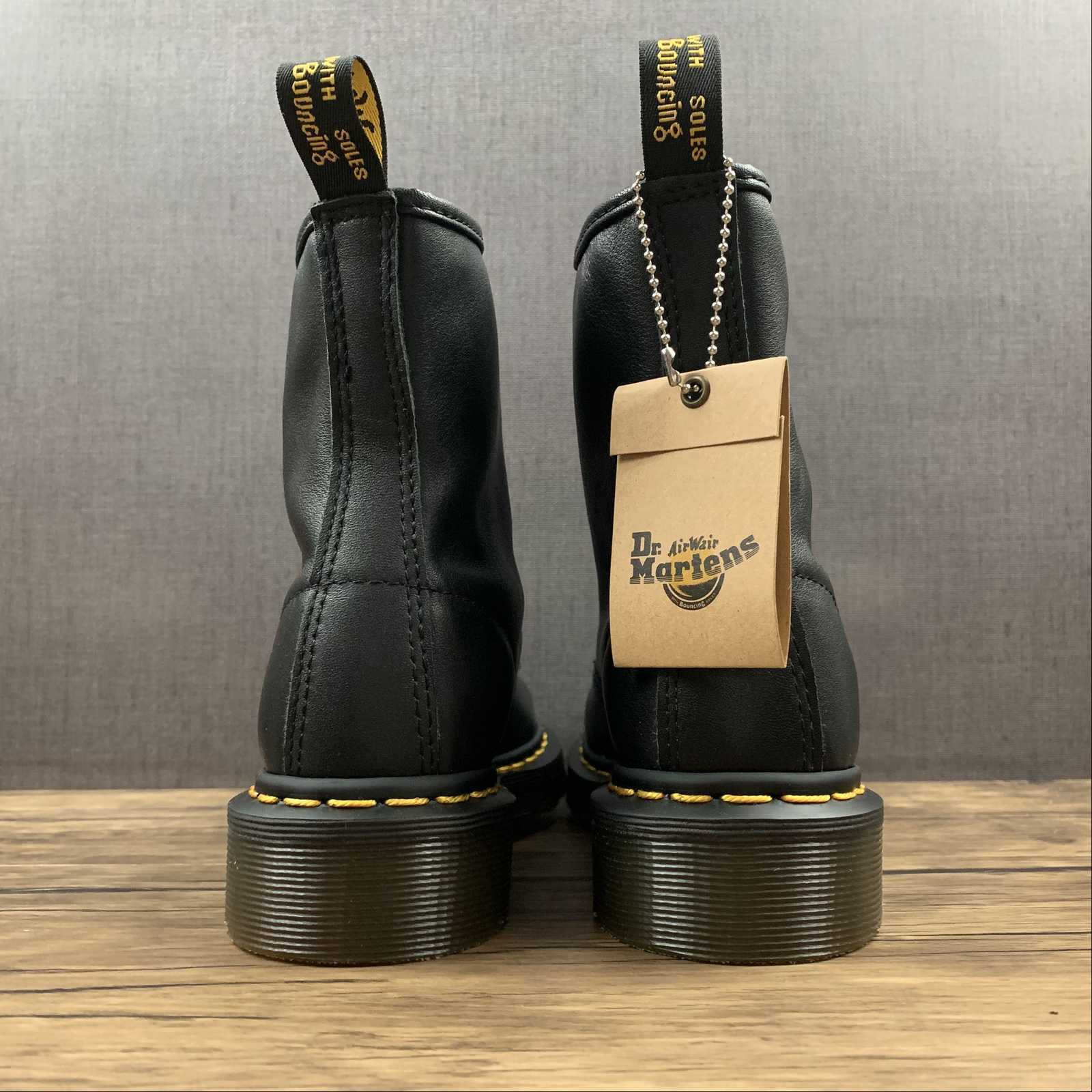 DR. MARTENS stivaletto anfibio nero stringato Pascal 1460 nappa 11822002