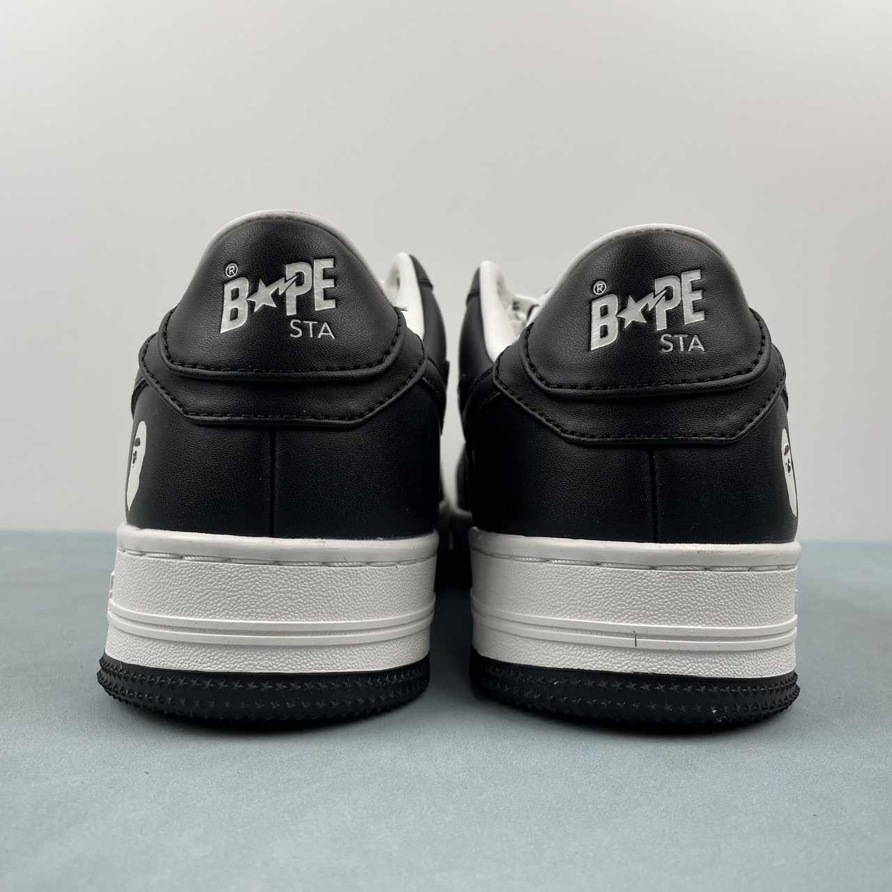 A Bathing Ape Sneakers da uomo in pelle verniciata Bape Sta bianco/nero