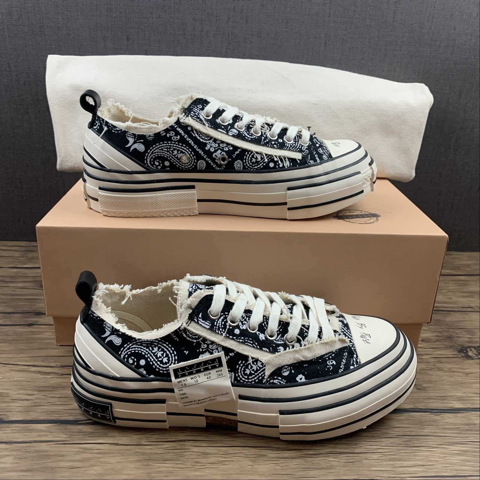 VESSEL G.O.P. Lows nero bianco