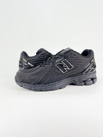 New Balance NB M1906R RWF Cordura Black