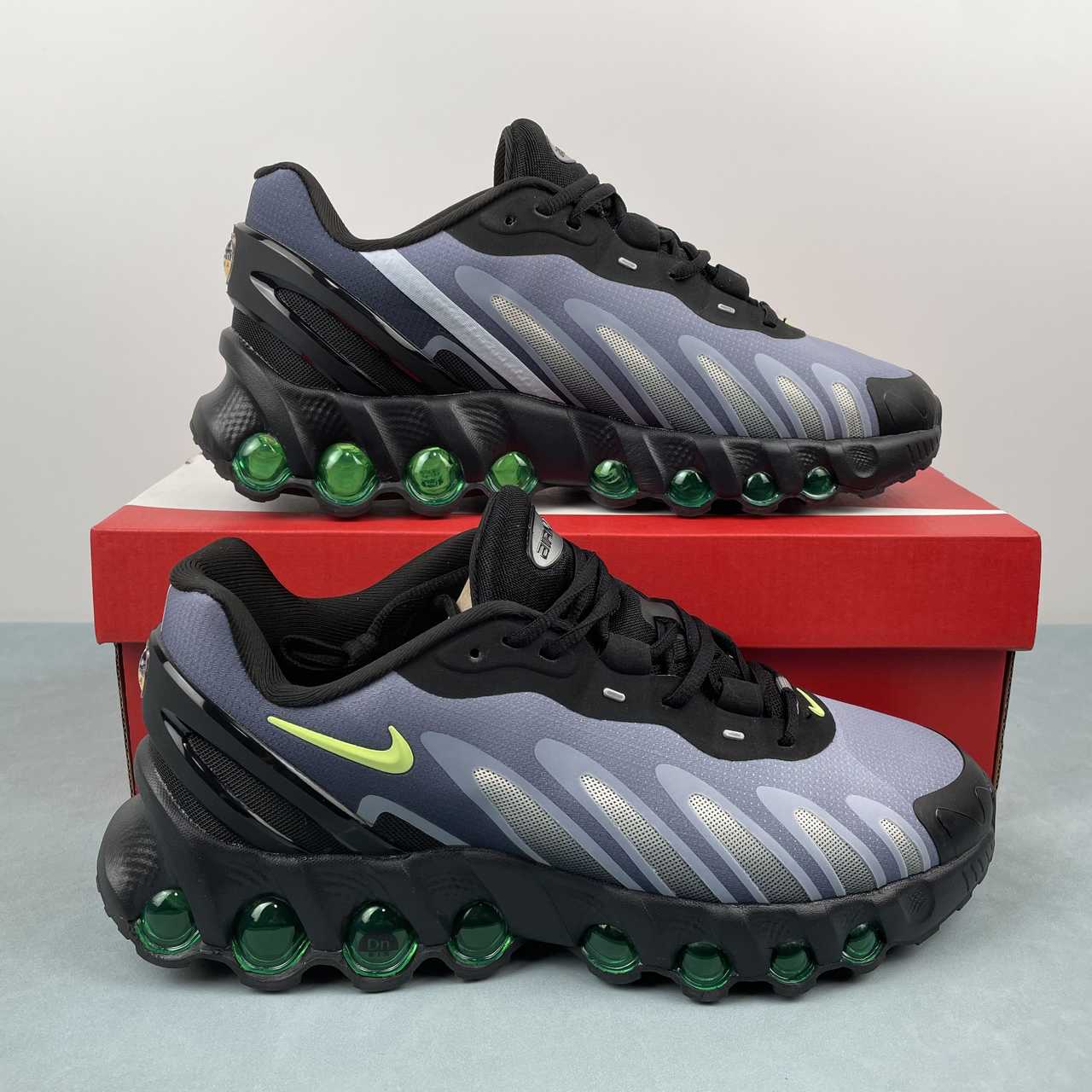 Nike Air Max Dn8 Black/Light Smoke Grey/Black/Volt