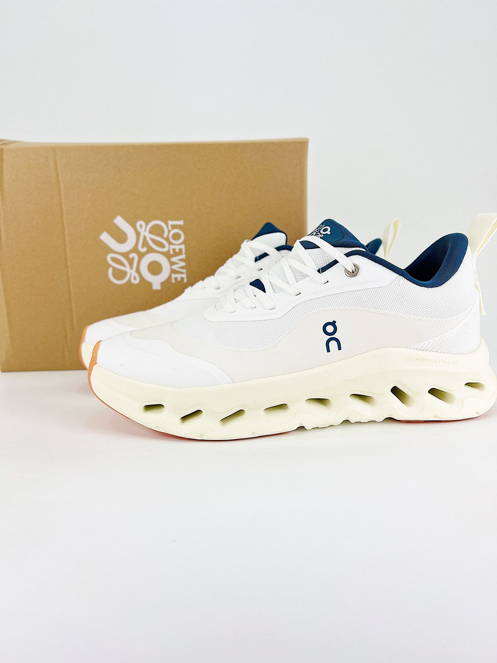 LOEWE × On Cloudtilt 2.0 "White/Navy"