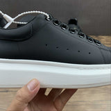 Alexander McQueen sneakers suola oversize Black