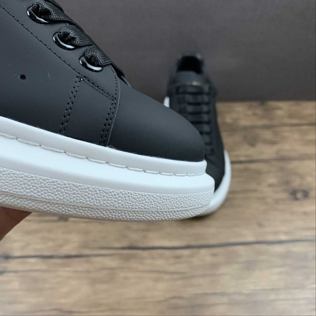 Alexander McQueen sneakers suola oversize Black