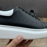 Alexander McQueen sneakers suola oversize Black/white