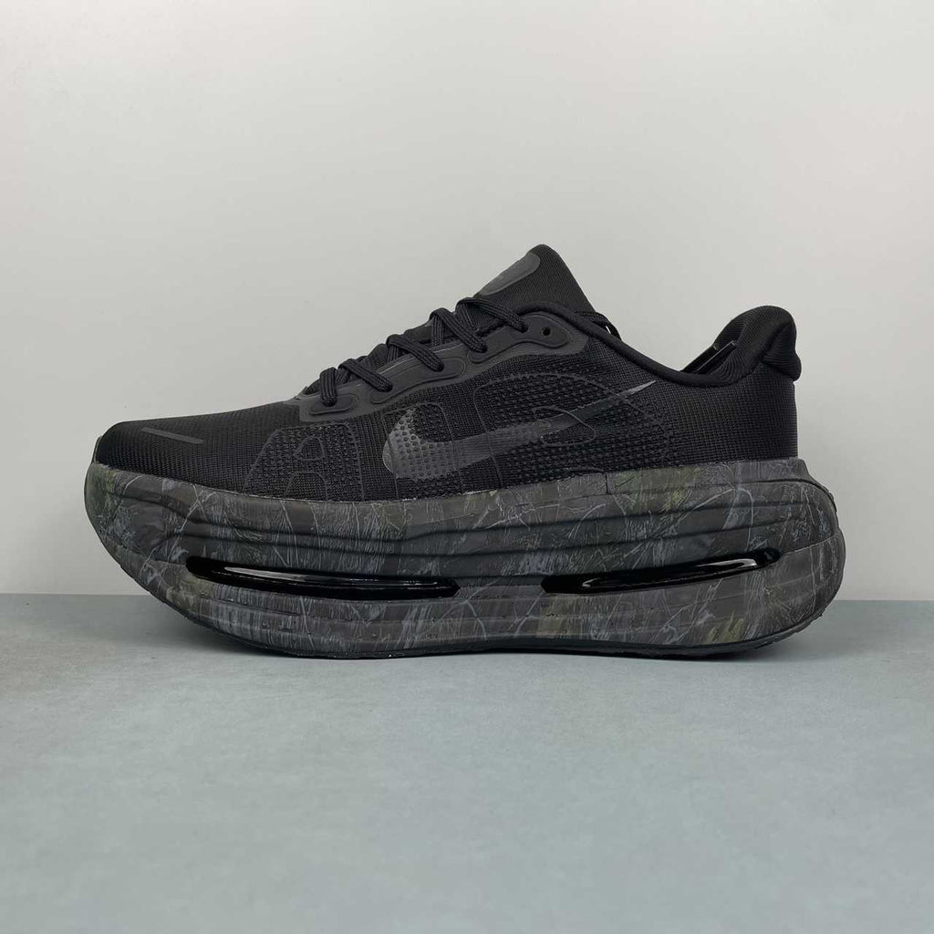 Nike Vomero Premium black color - VIBES MILANO