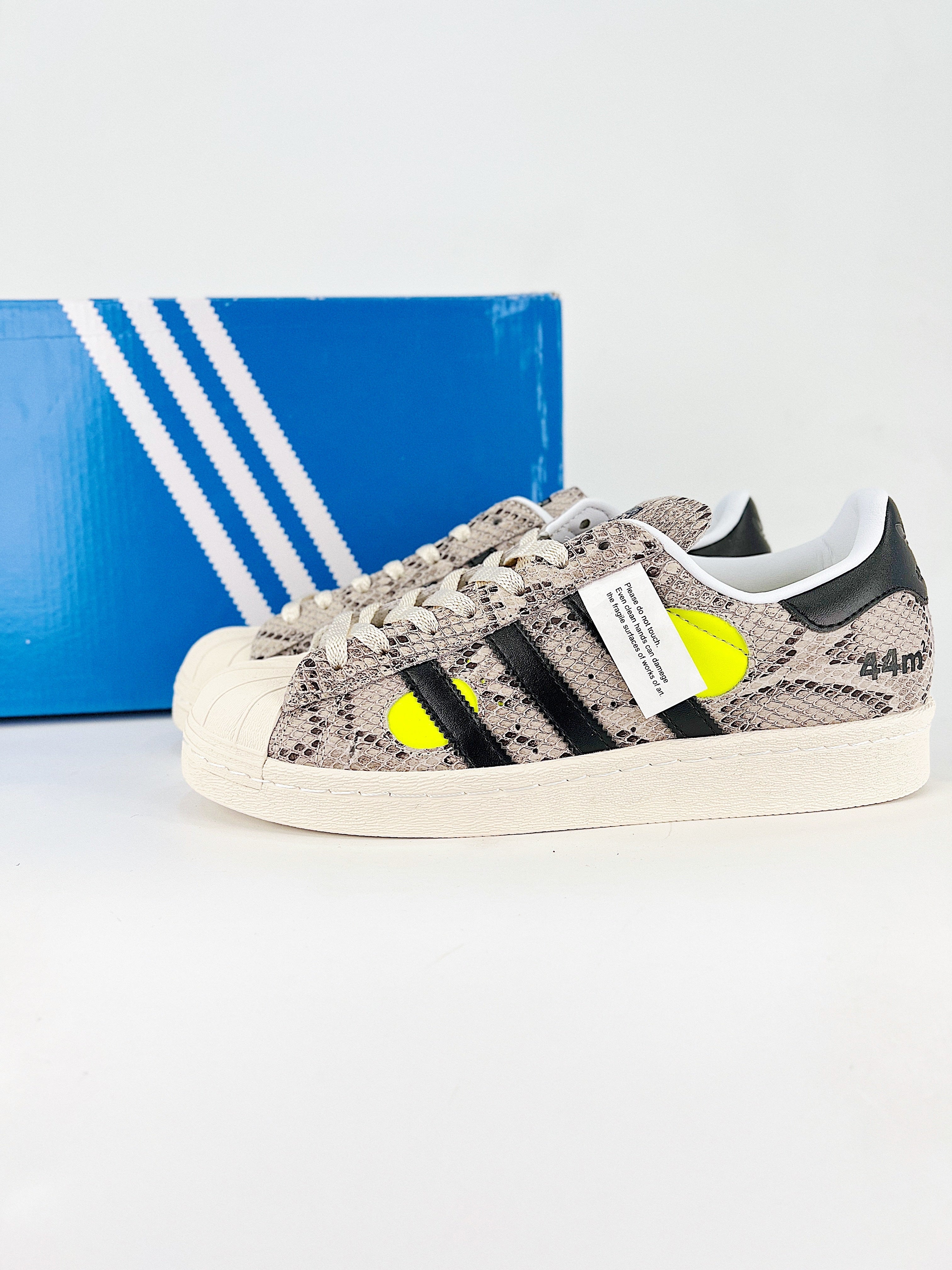 ADIDAS ORIGINALS SUPERSTAR + FACE STUDIO SUPERSTAR 82 'BLISS'
