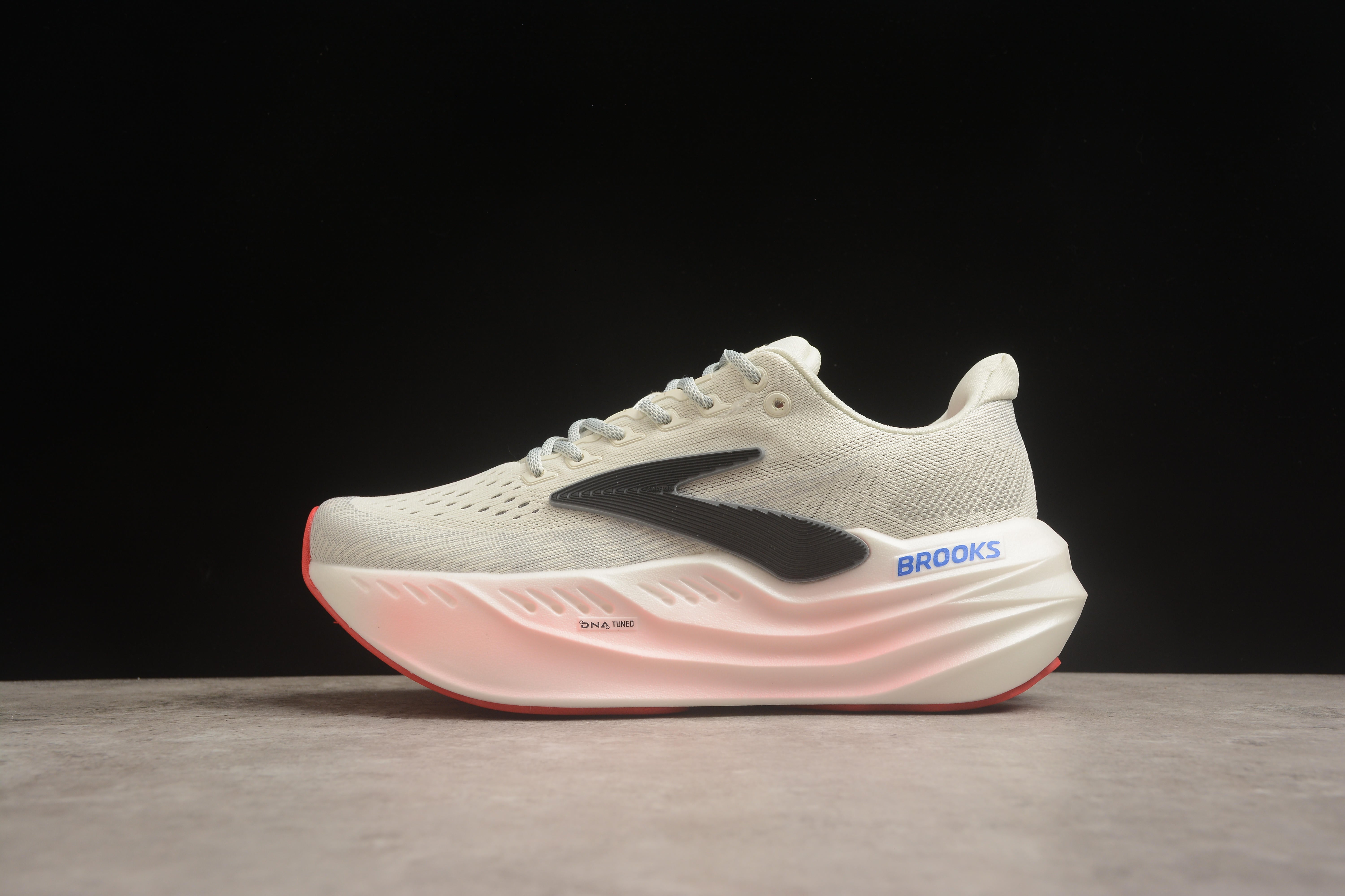 Brooks Glycerin Max ecrù rosso