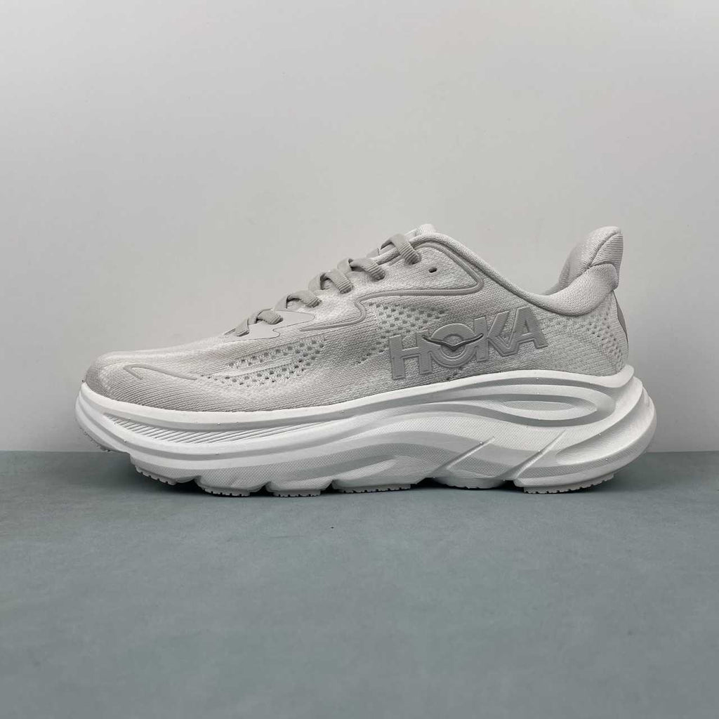 Hoka One Clifton 10 ghiaccio