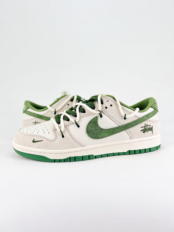 Nike New Dunk SB Low mod. Stussy verde