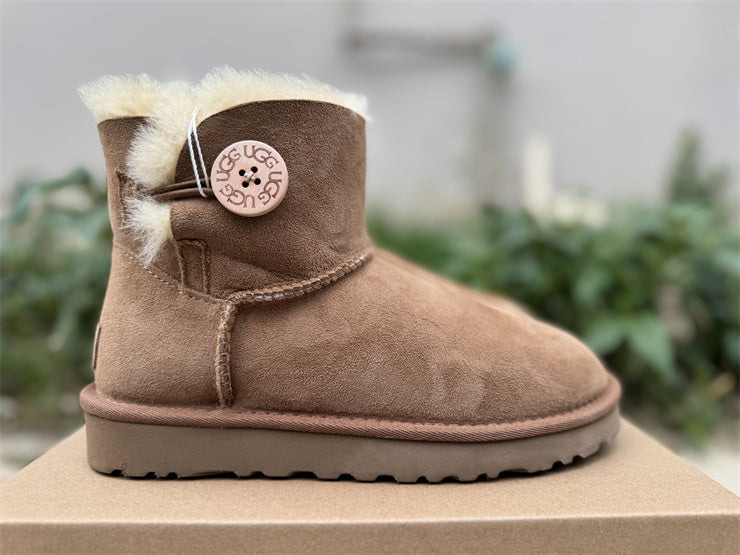 UGG Bailey Mini Bailey Button II Boot cuoio naturale