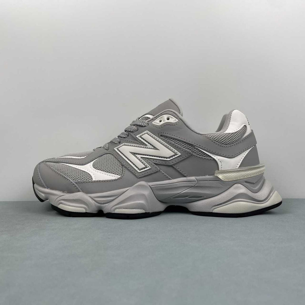 New Balance NB 9060 Light Grey Silver Metallic