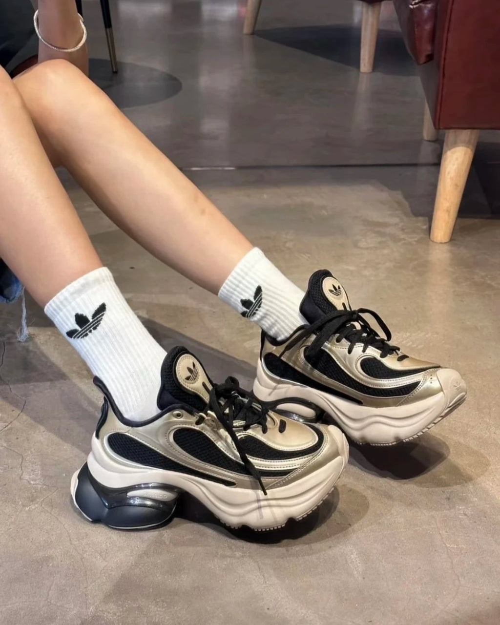 Adidas Originals Ozvenuz CNY Chunky Platform Silver Black