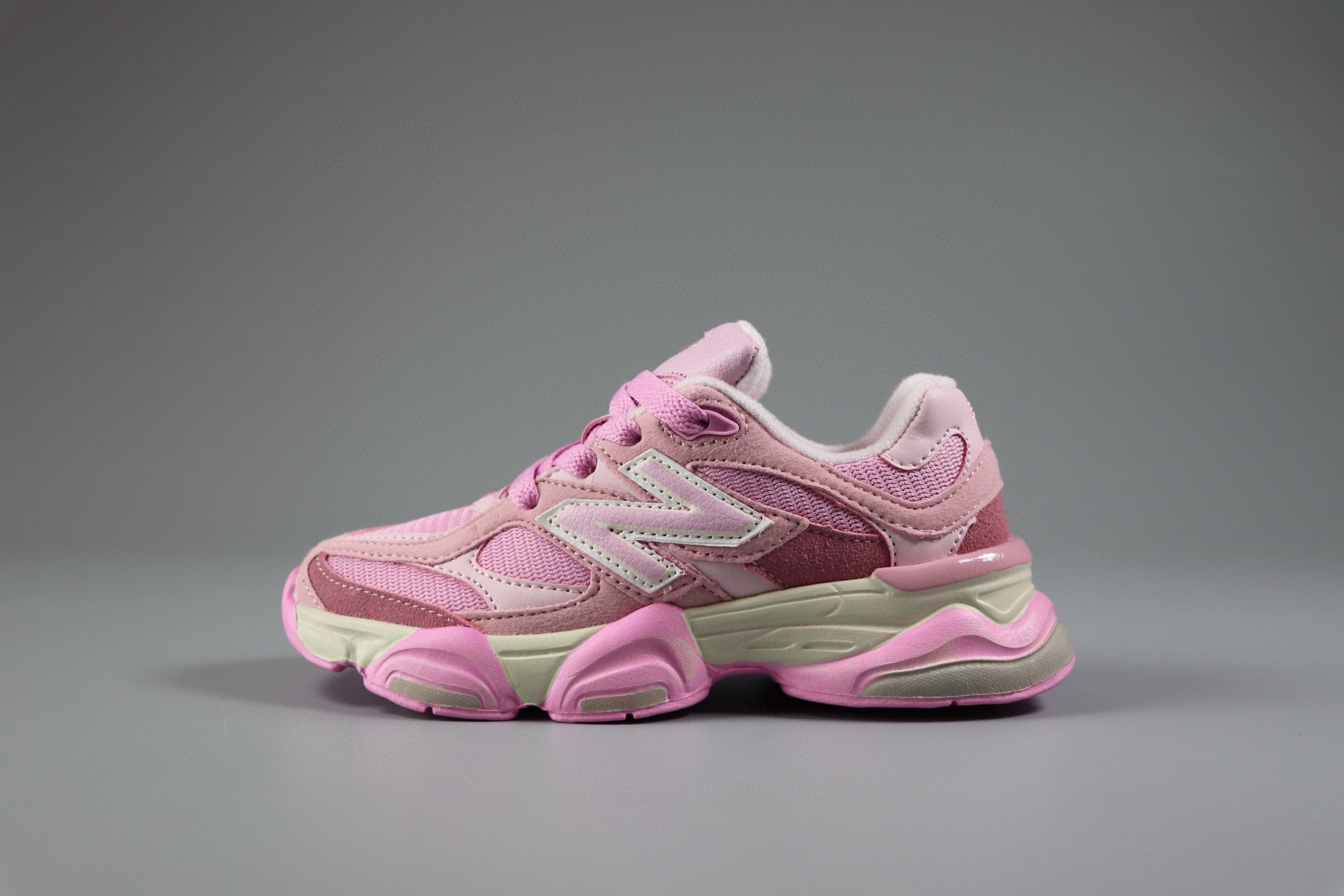 New Balance NB 9060 junior Pink