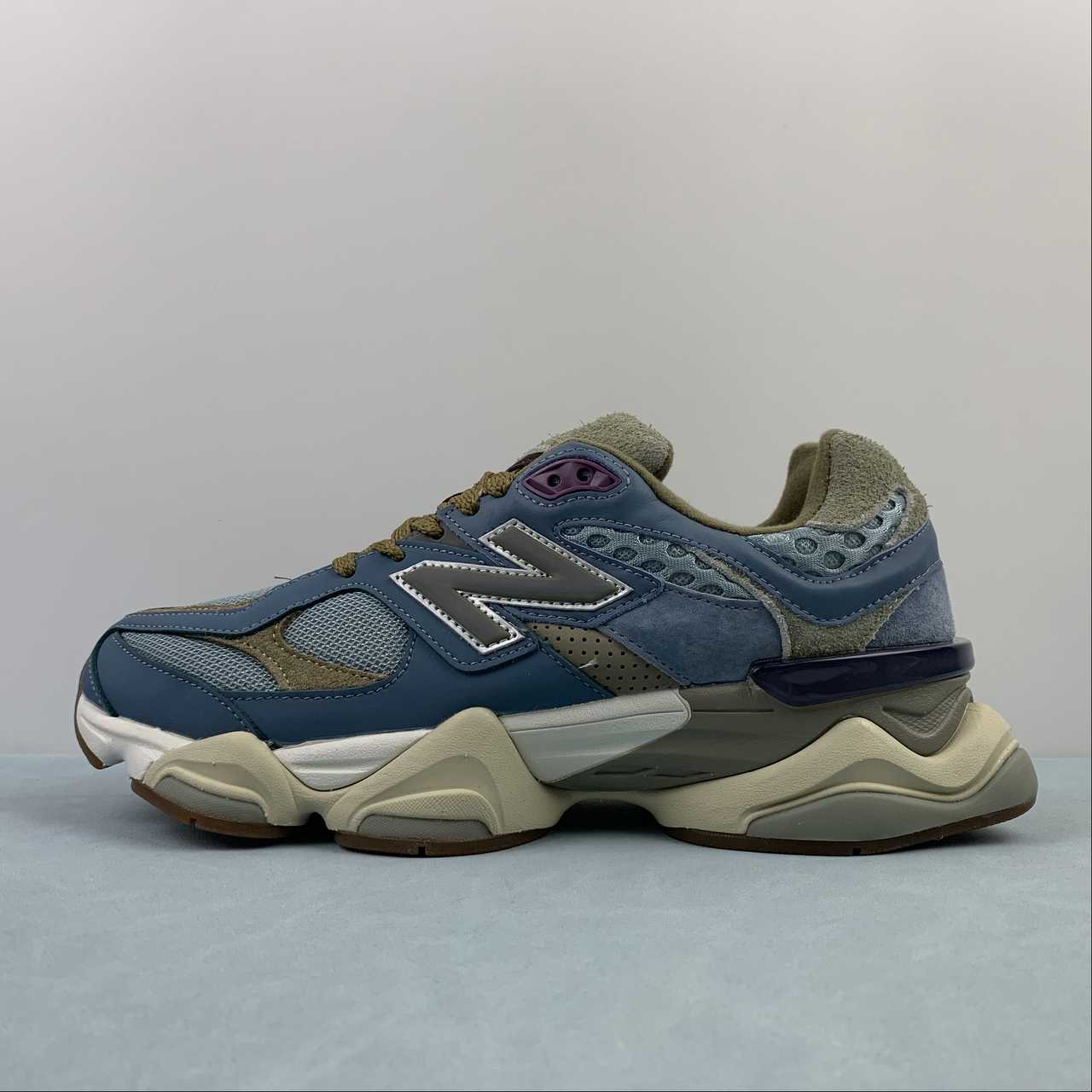 New Balance NB 9060 Age of Discovery
