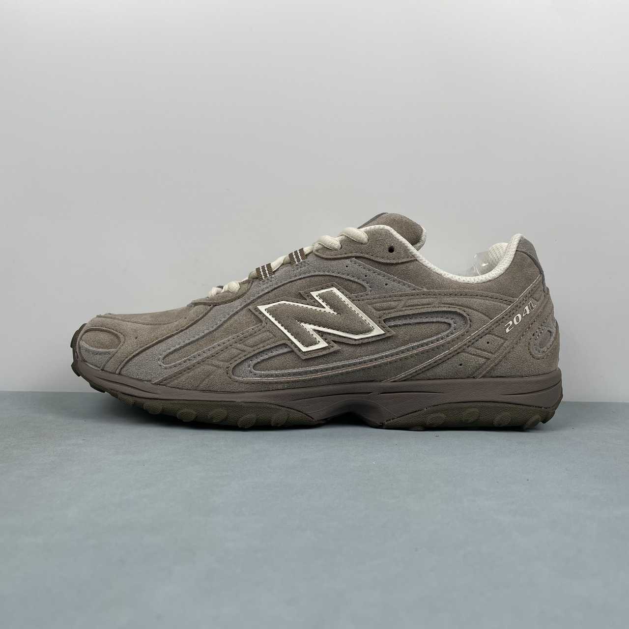New Balance 204 L Mushroom & Arid Stone