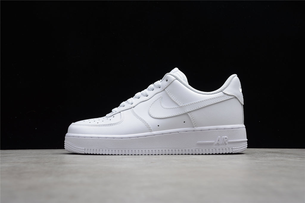 Nike Air Force 1 07 Low White
