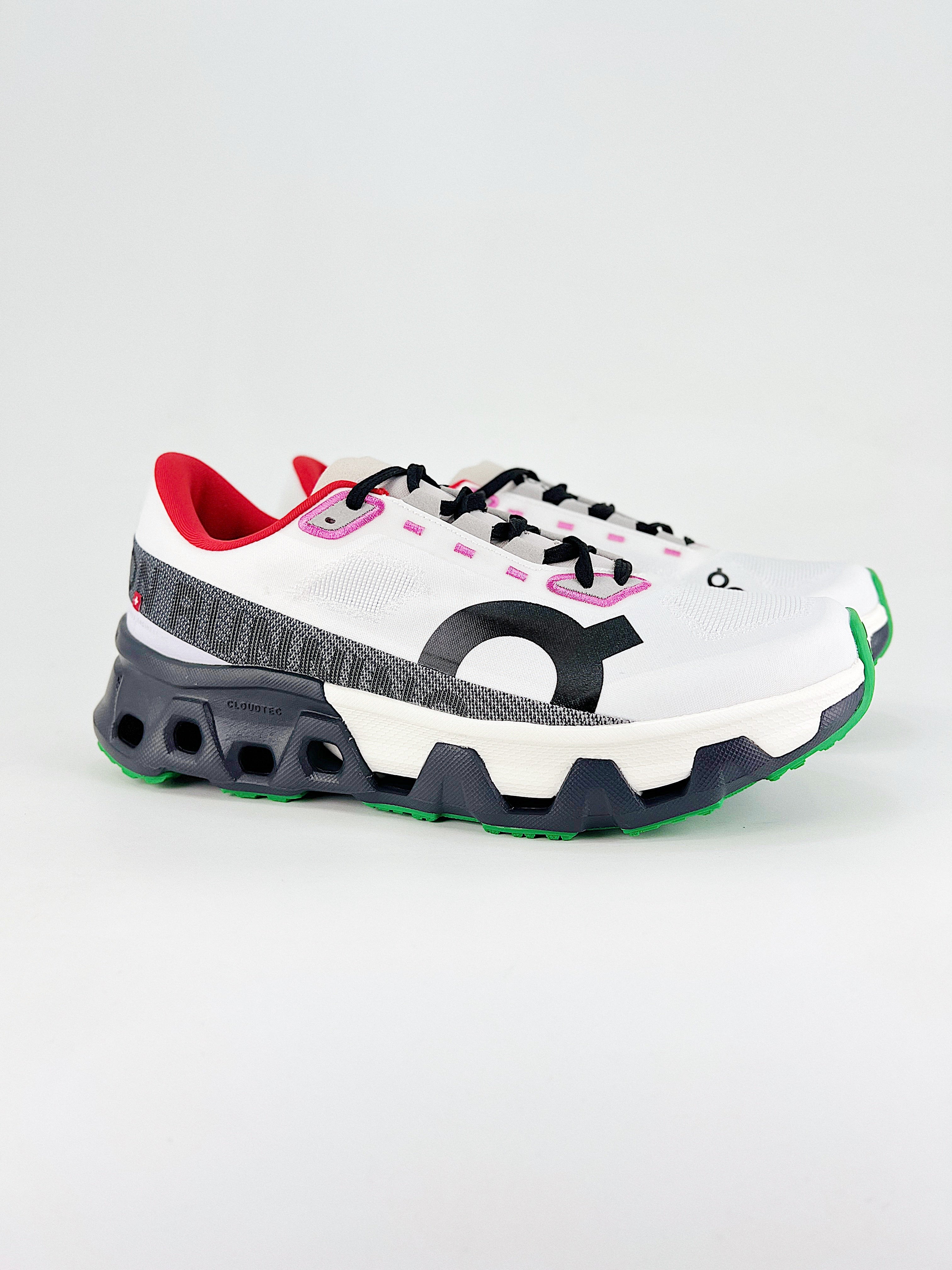 On Cloud Running Cloudmonster Hyper White-Black