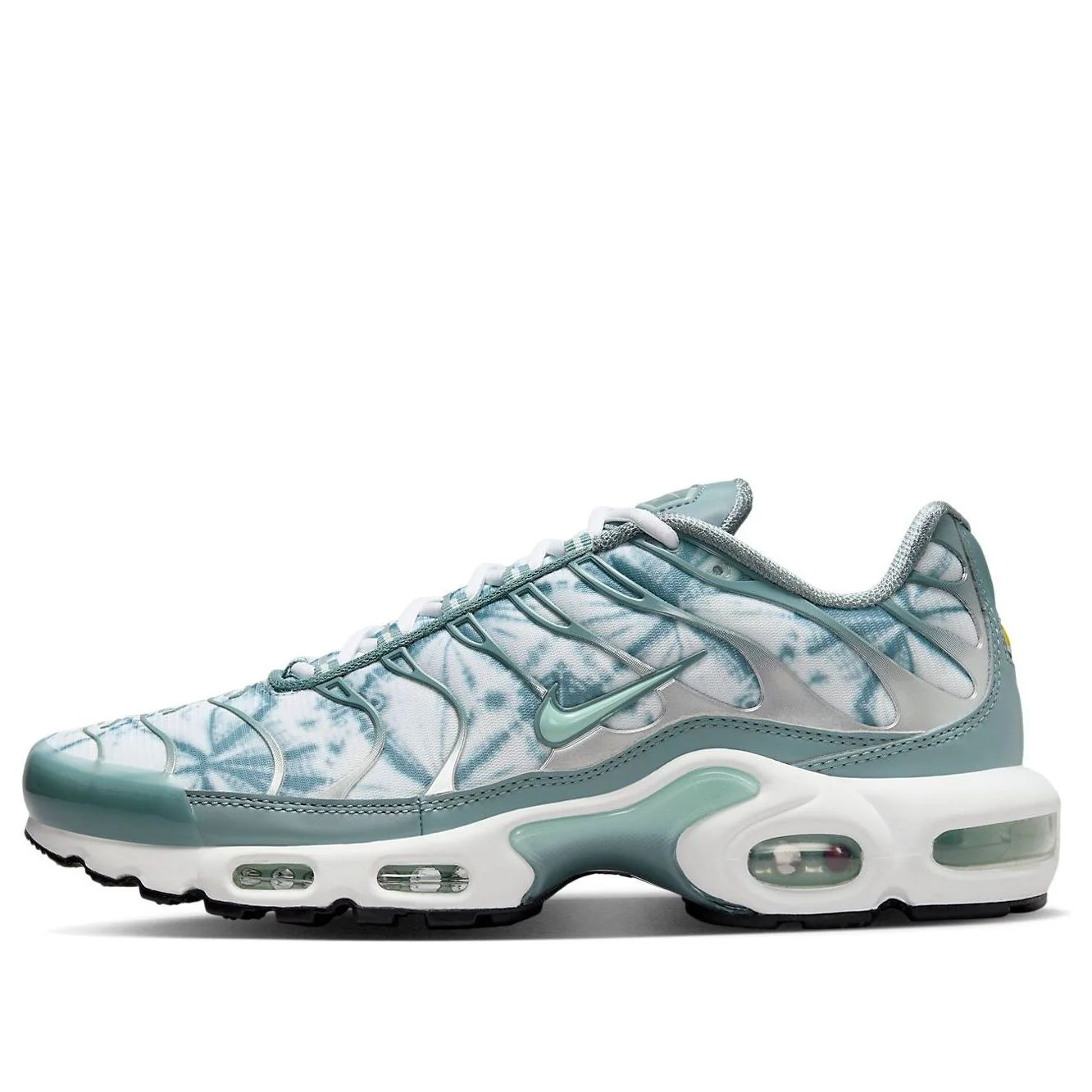 Nike Air Max Dn8 white