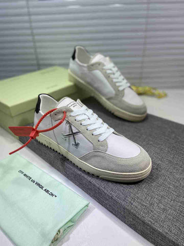 Off-White c/o Virgil Abloh colore bianco