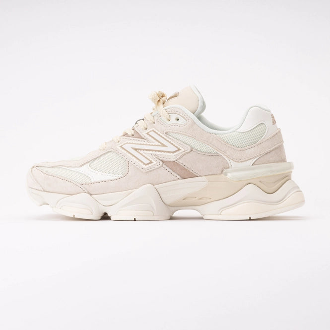 New Balance NB 9060 White Beige