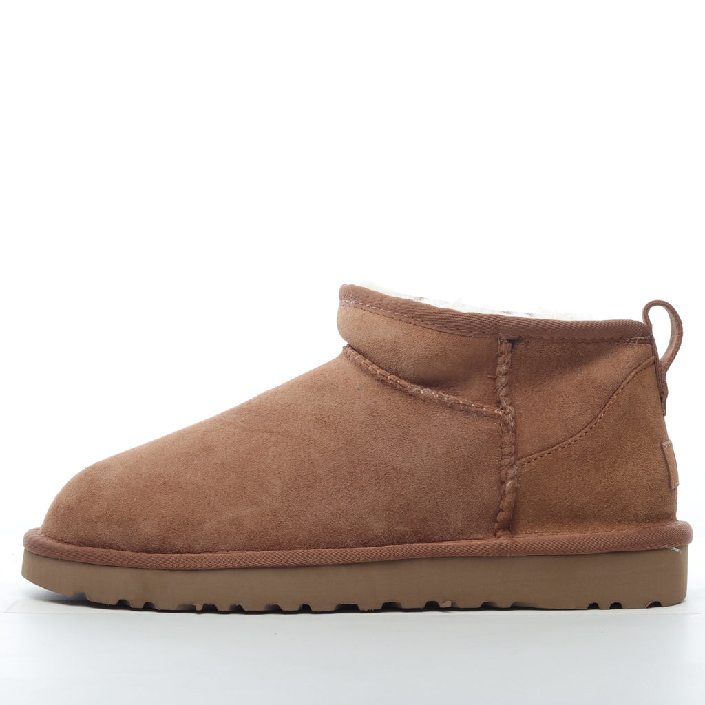 UGG Classic Ultra Mini castano