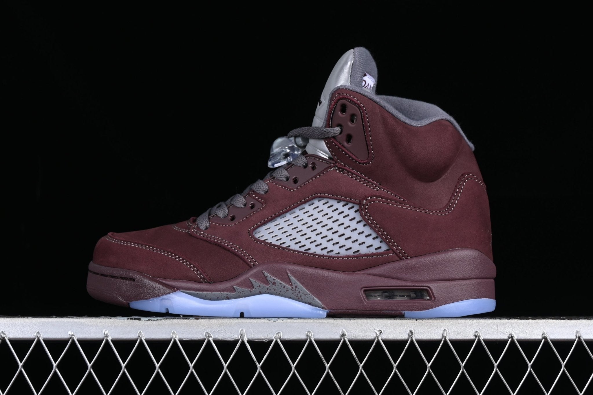 Nike Air Jordan 5 Retro Burgundy - VIBES MILANO