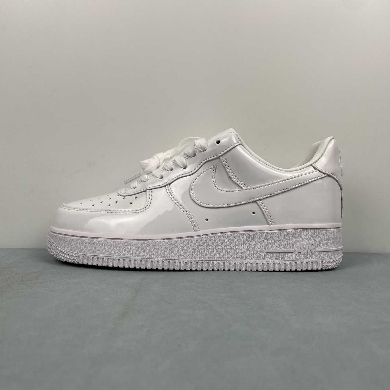 Nike Air Force 1 Low White Patent Leather - VIBES MILANO
