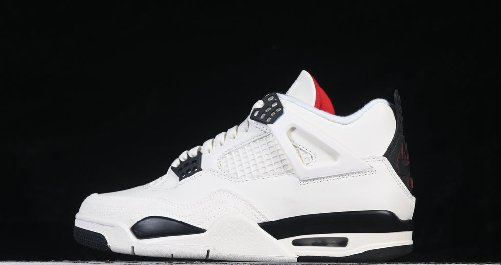 Nike Air Jordan 4 Retro "Flight Club"