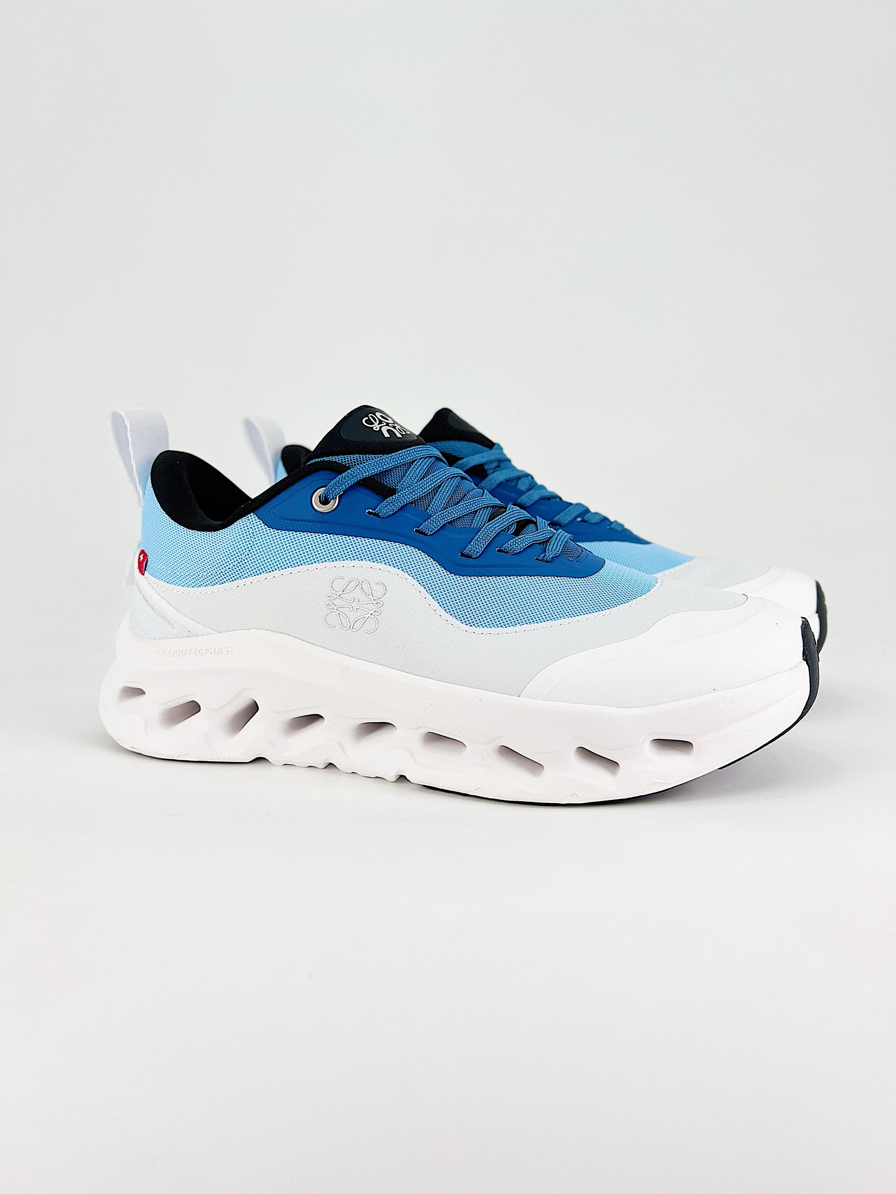 LOEWE × On Cloudtilt 2.0 Blue White