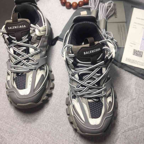 Balenciaga Sneakers Track 3.0 grigio