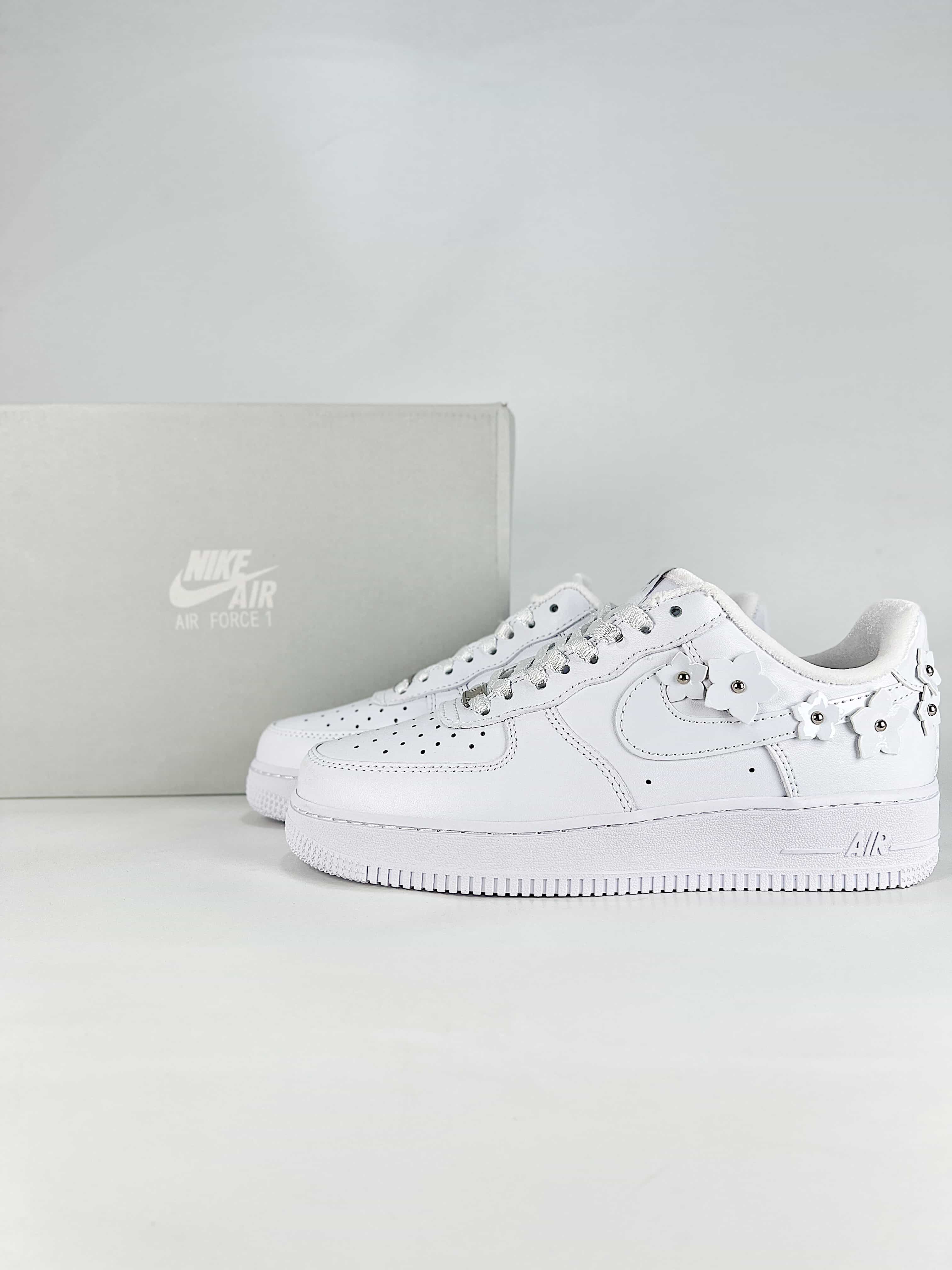 Nike Air Force 1 '07 Low "Florette"