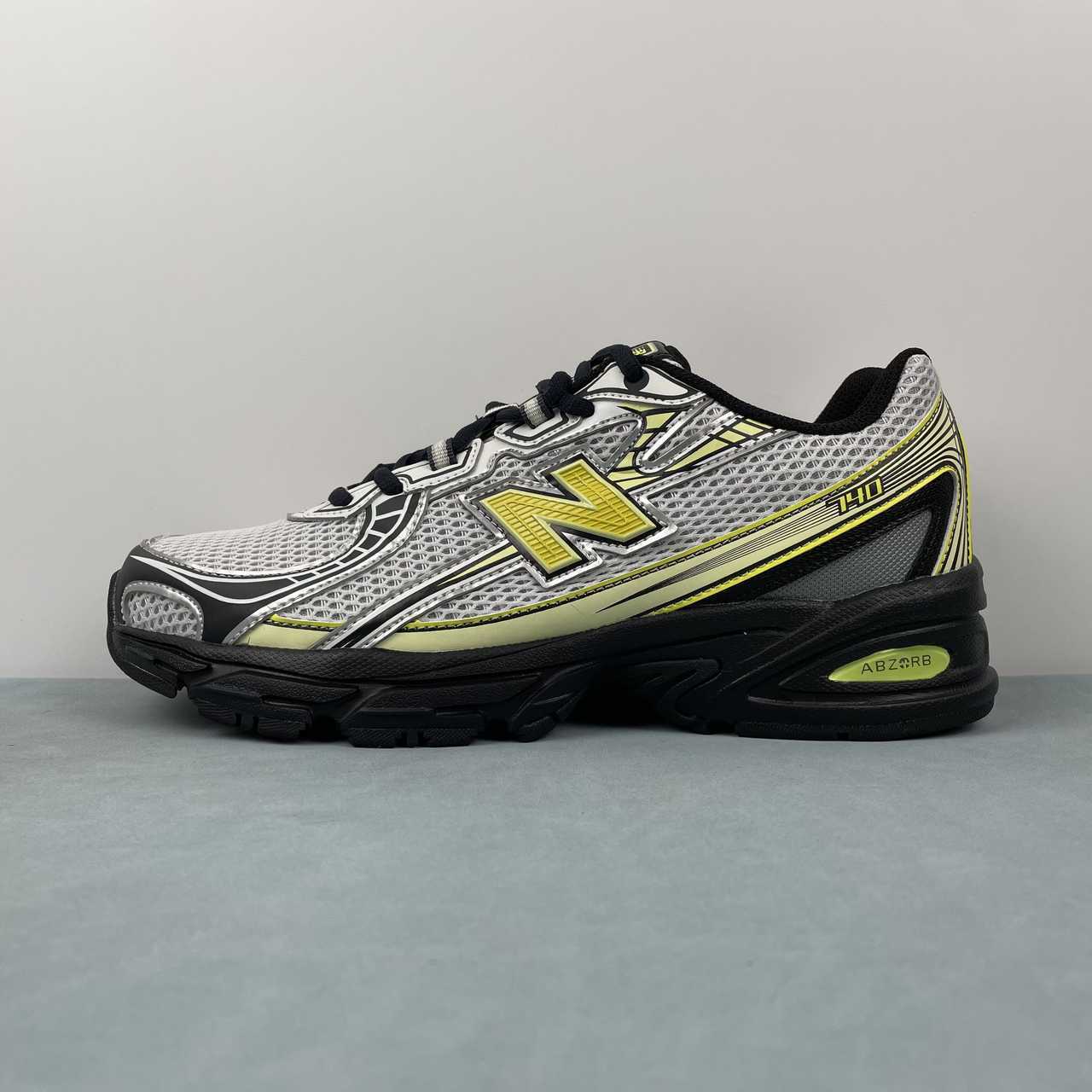 New Balance NB 740 Sea Salt and Firefly