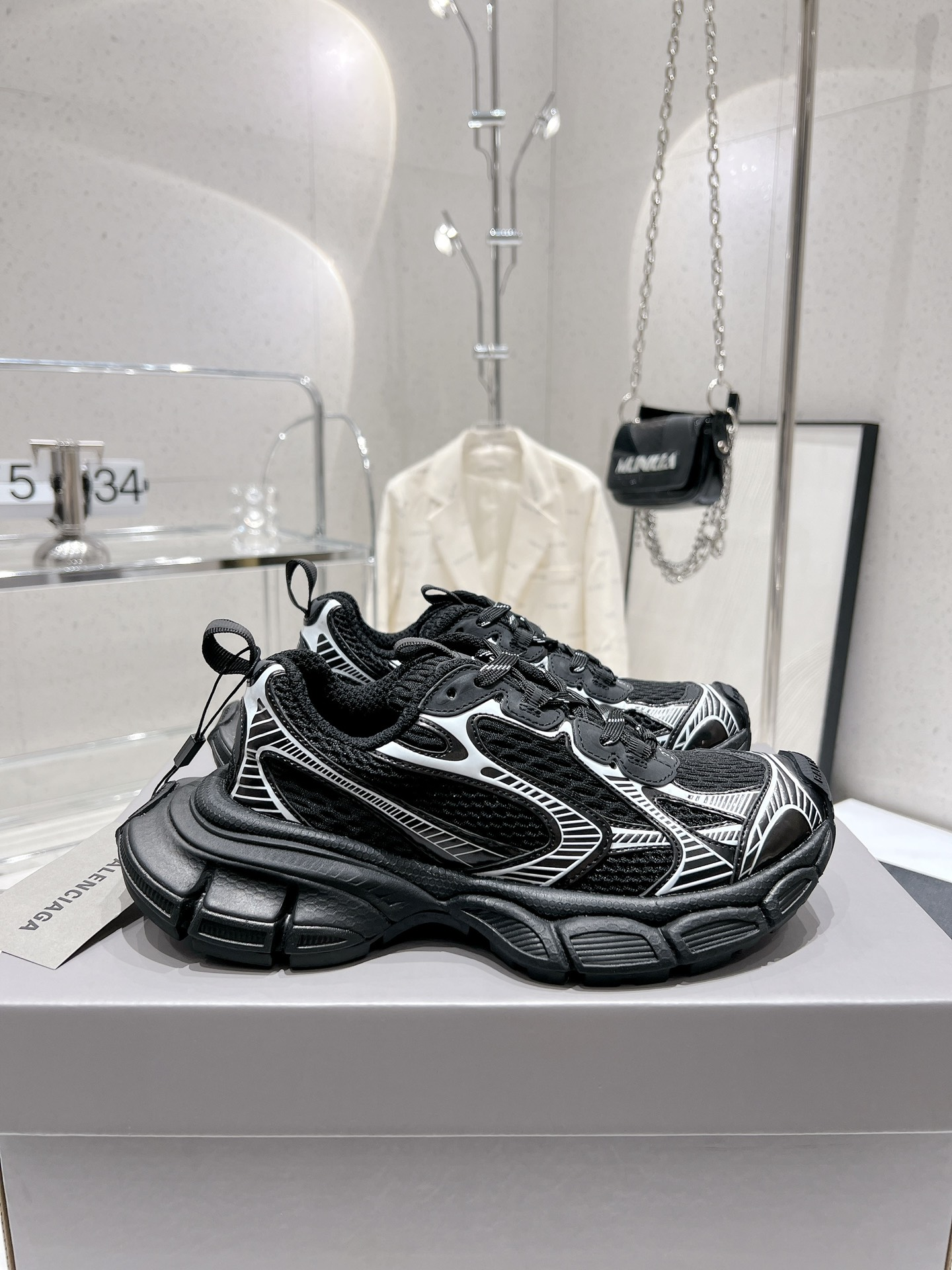 Balenciaga Sneakers 3 XL Black/White