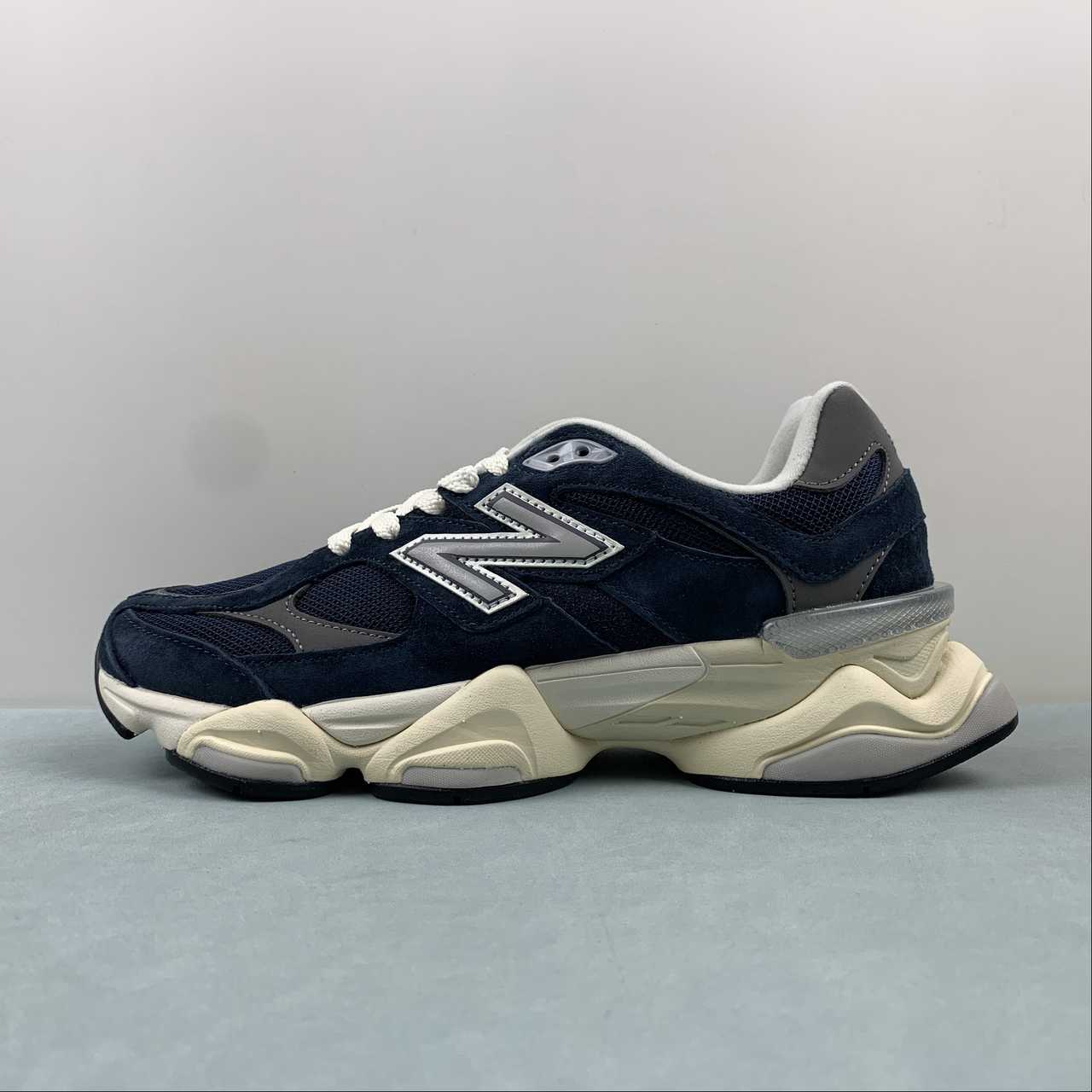 New Balance NB 9060 Outerspace