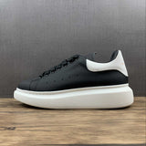 Alexander McQueen sneakers suola oversize Black/white