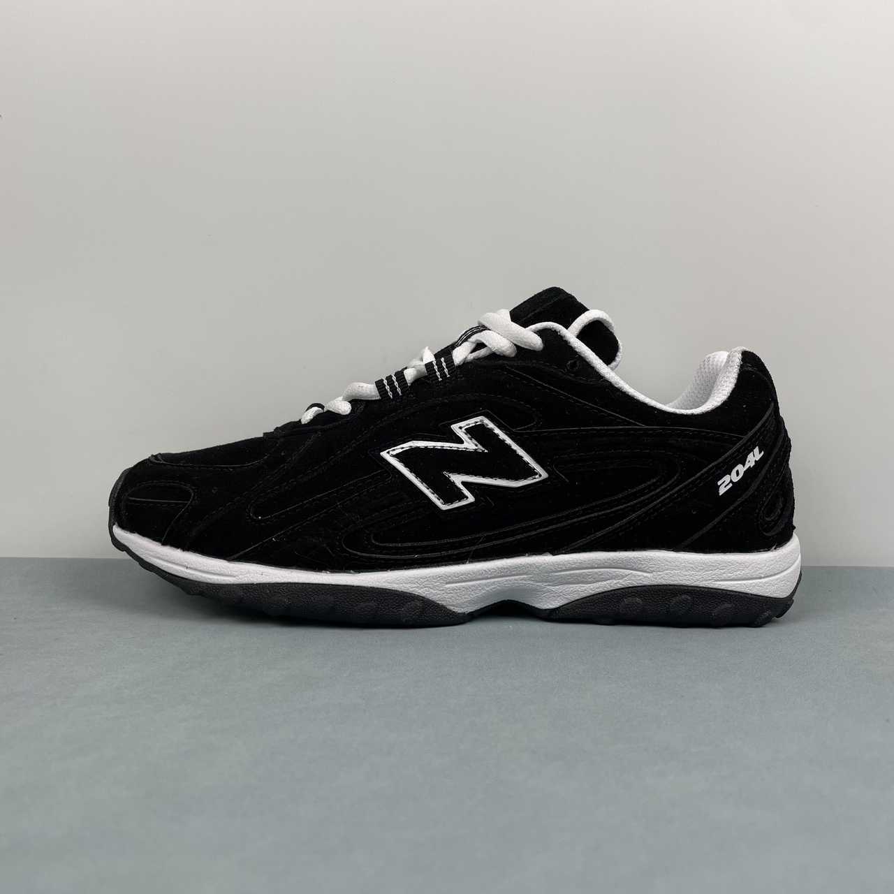 New Balance 204 L Black