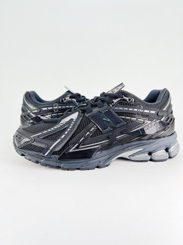 New Balance NB M1906R Refined Future Black