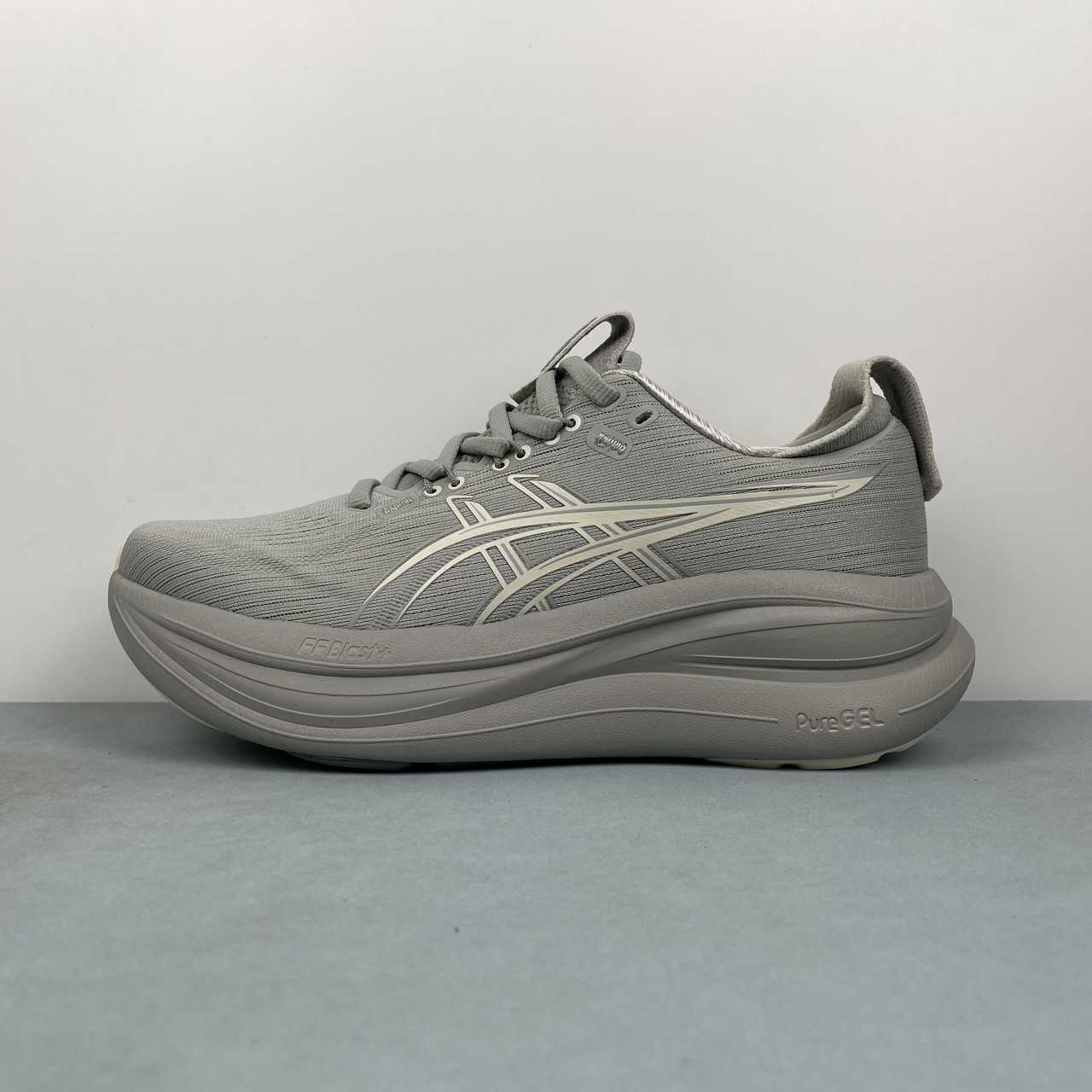 Asics Gel Nimbus 28 Grey