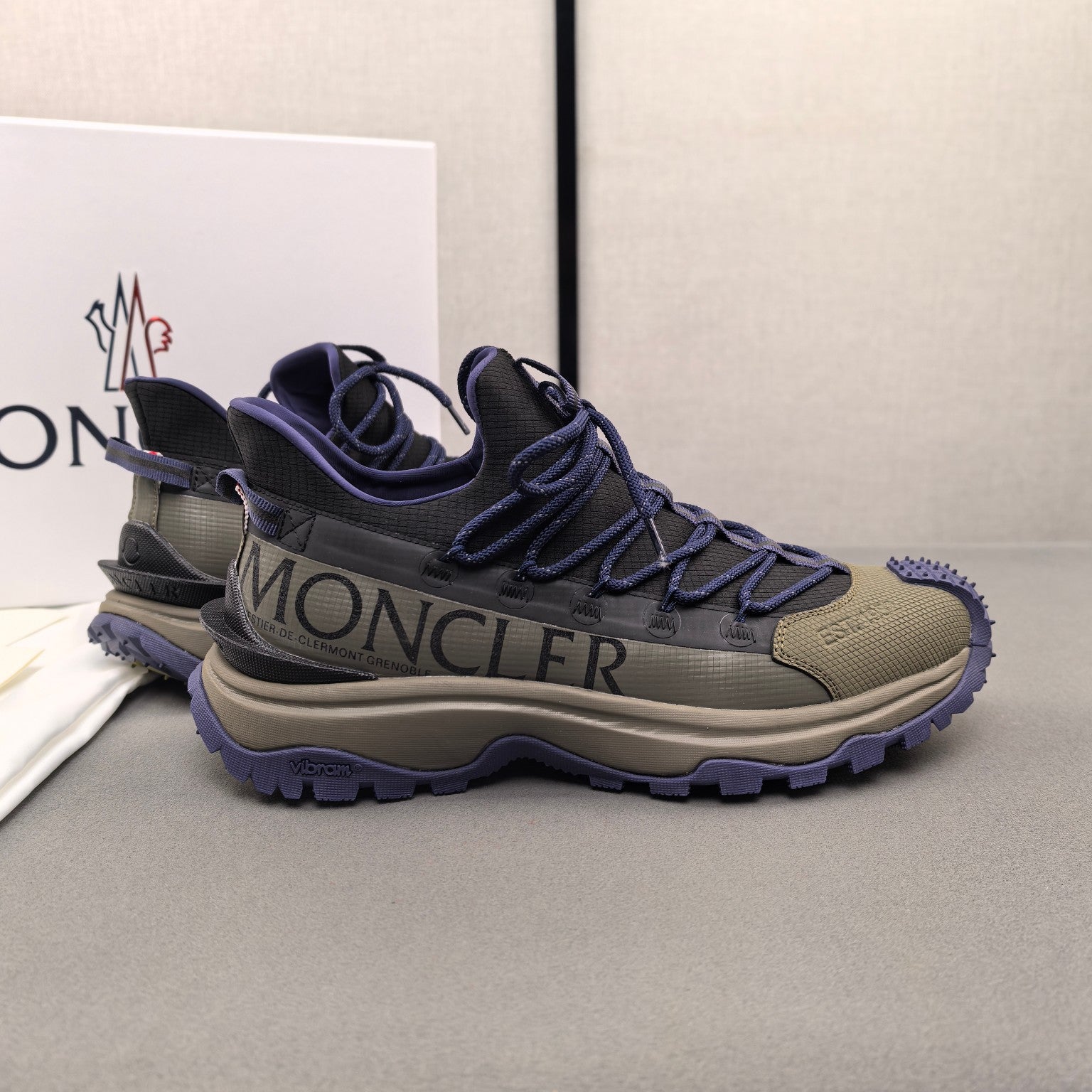 Moncler unisex white sneakers