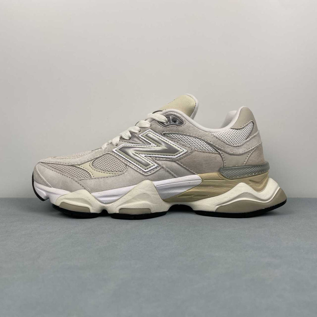New Balance NB 9060 Sea Salt con Moonbeam e Turtledove - VIBES MILANO