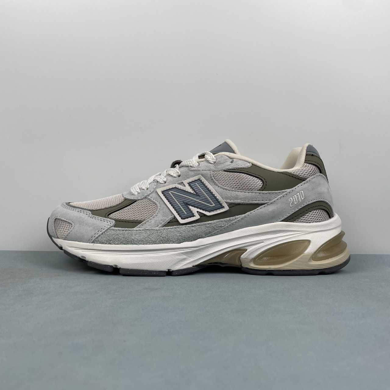 New Balance 2010 Grey White Brown
