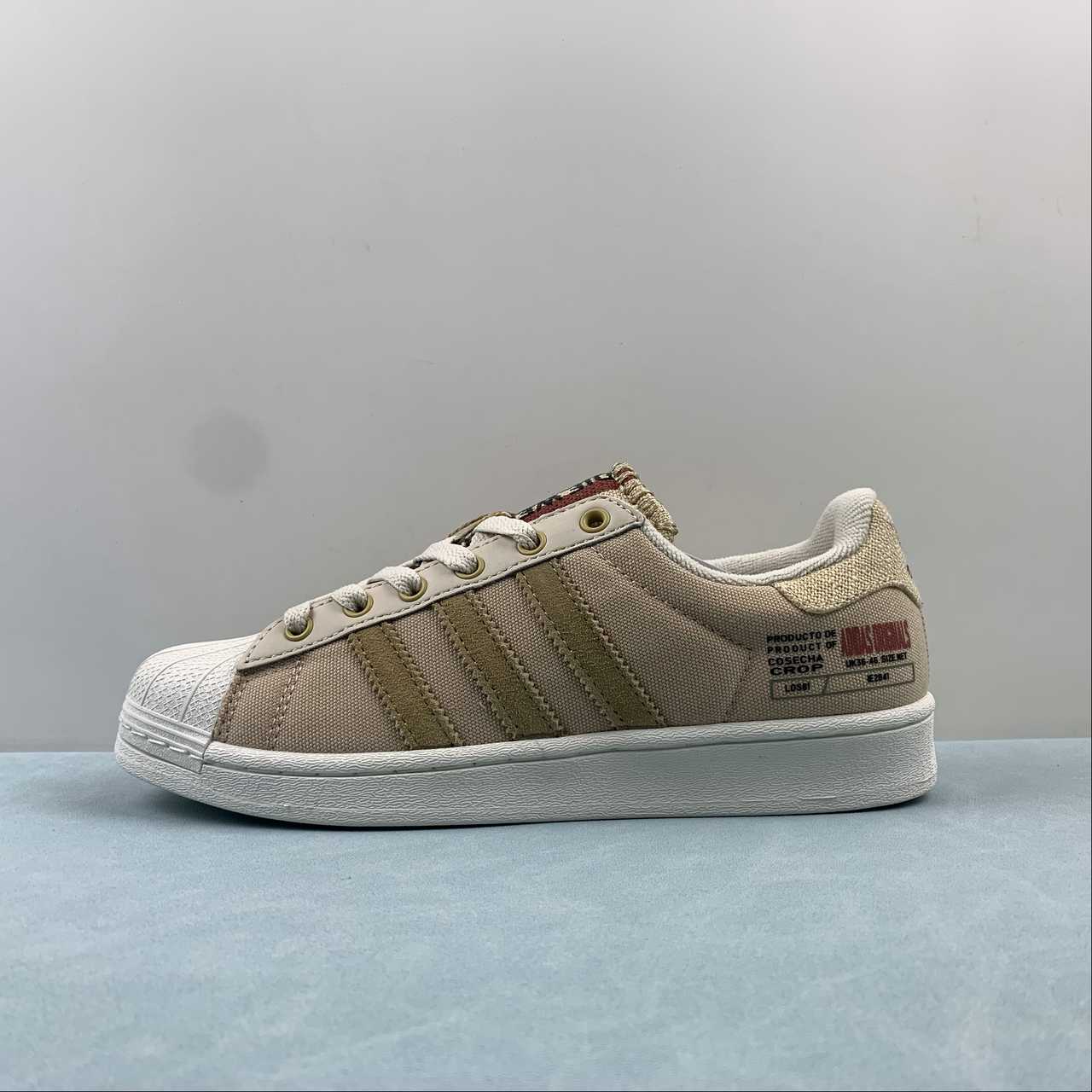 Adidas Originals Superstar canvas beige (modello non destinato al mercato italiano)