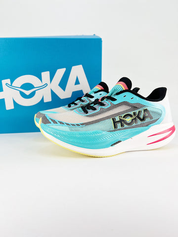 Hoka One Cielo X1 celeste