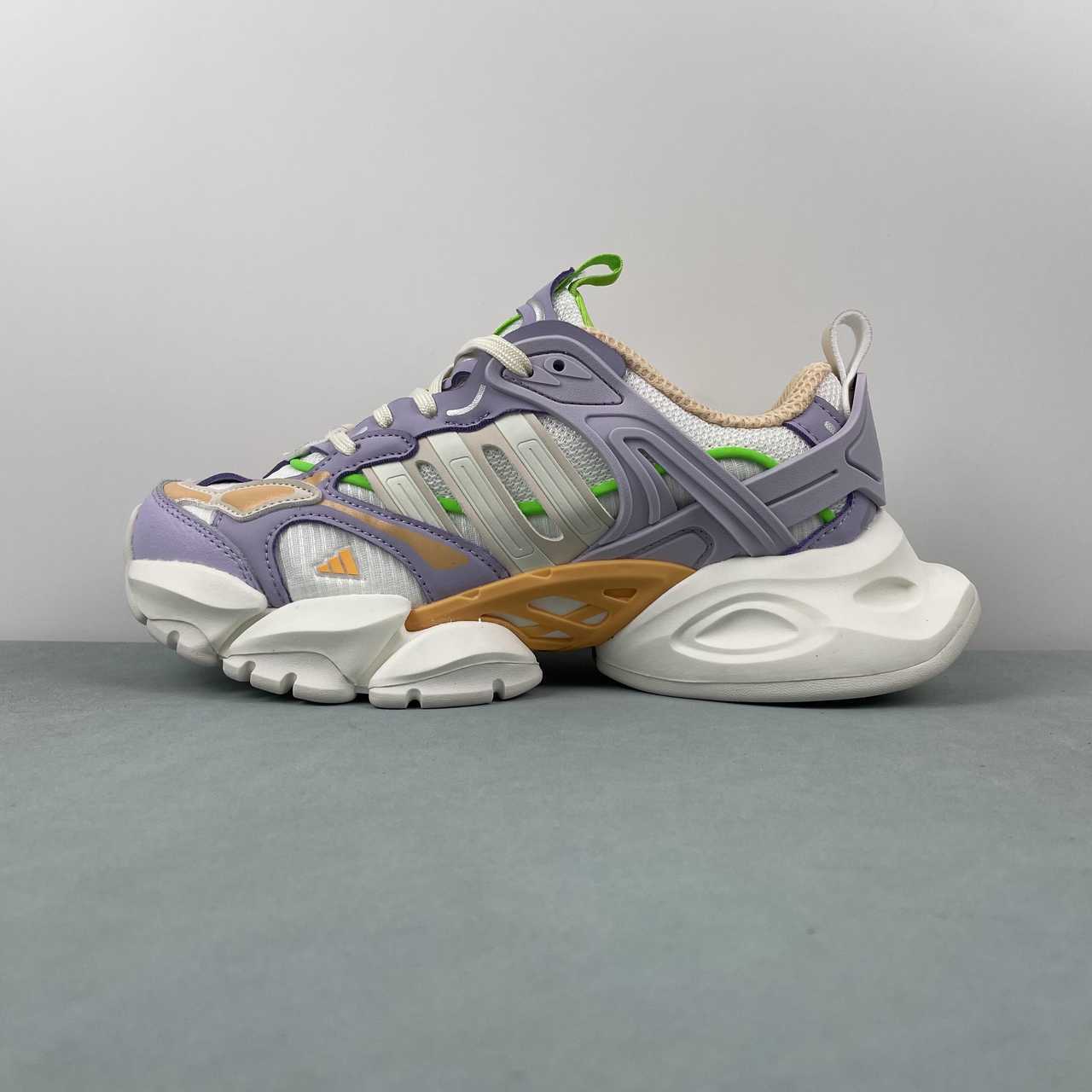 Adidas XLG Runner Deluxe sneakers white lilac